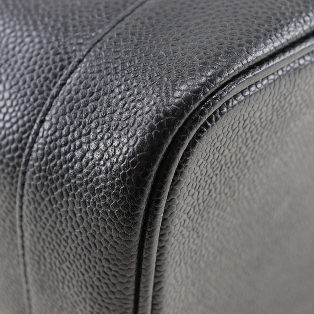 CHANEL Black Caviar Leather Pouch - Picture 4 of 10